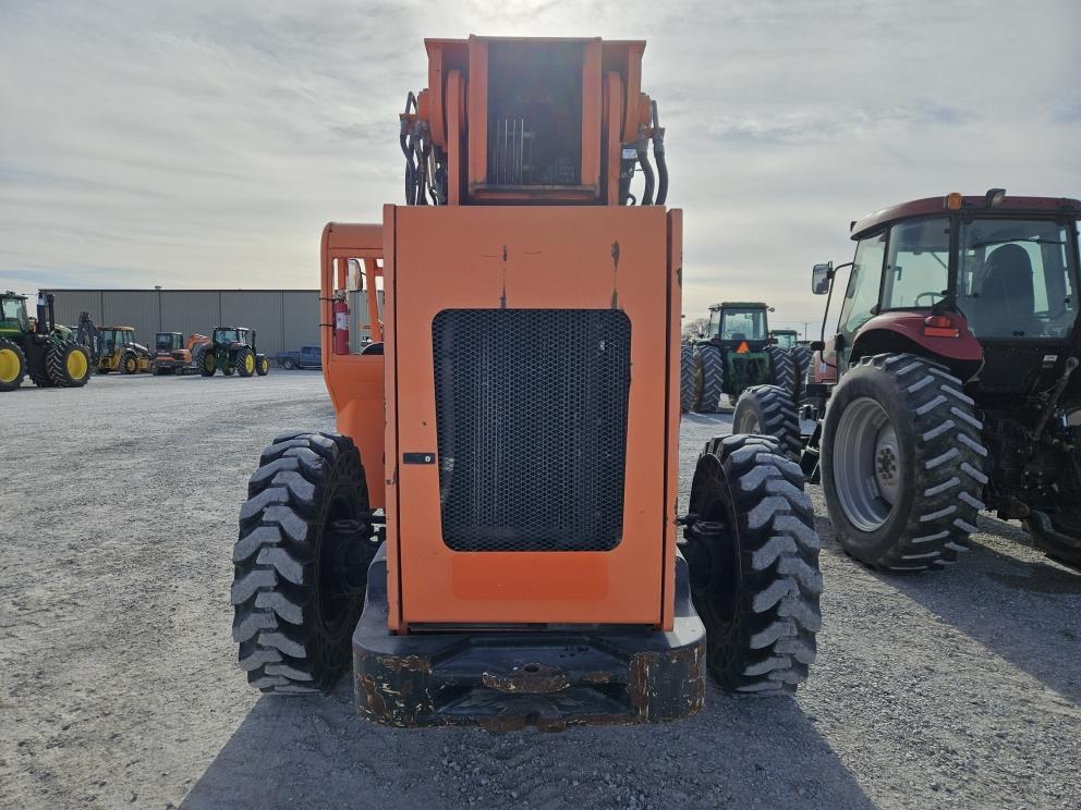 Image for 2017 JLG 8042