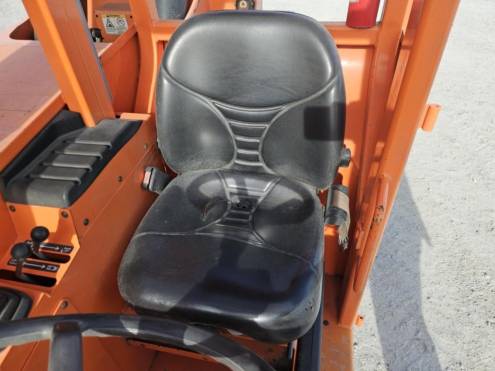 Image for 2017 JLG 8042