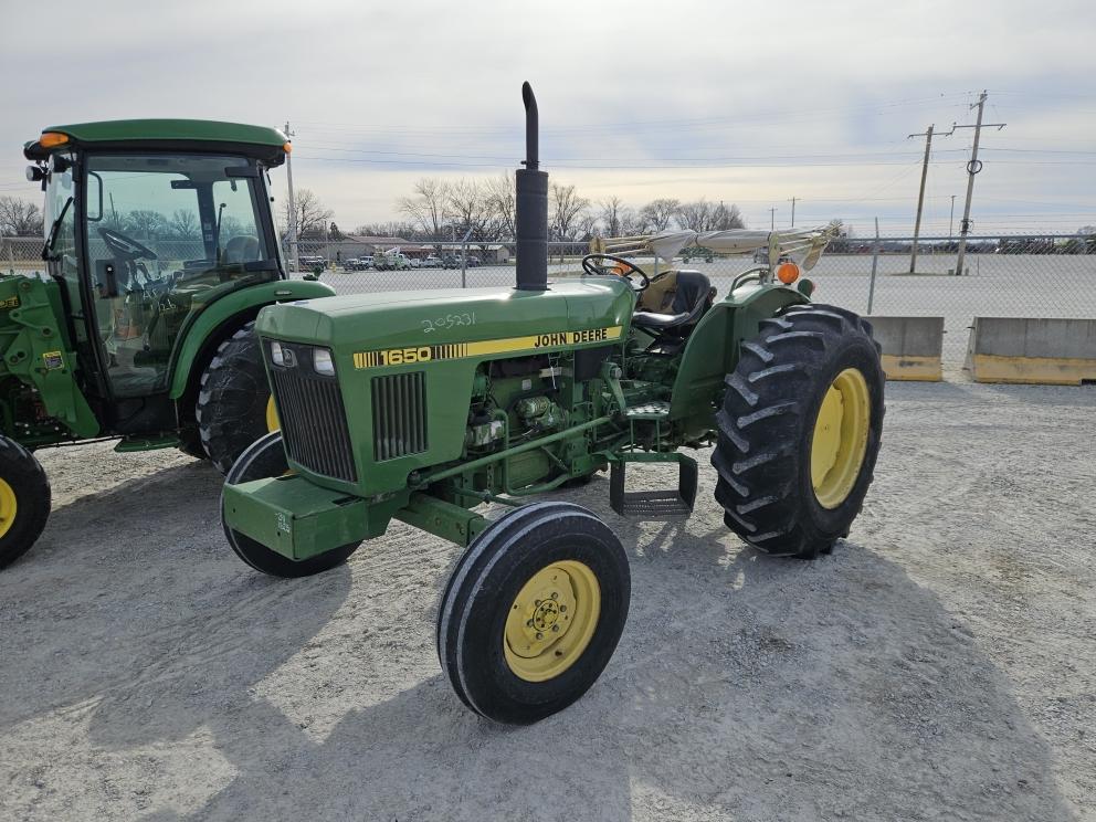 Image for 1984 John Deere 1650