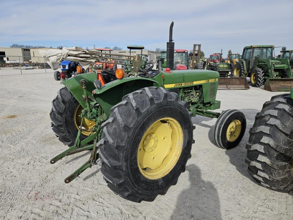 Image for 1984 John Deere 1650