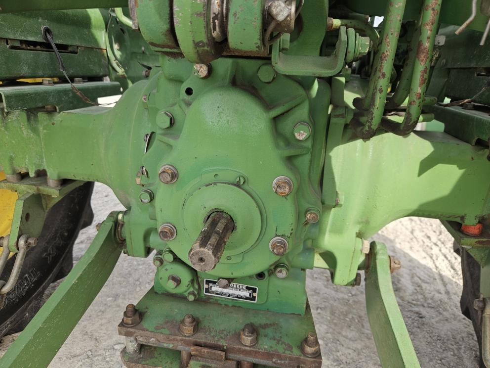 Image for 1984 John Deere 1650