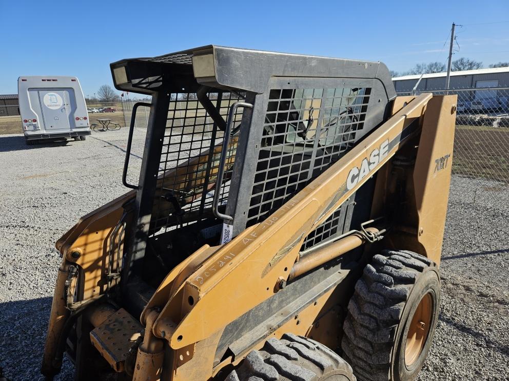 Image for 2002 Case 70XT