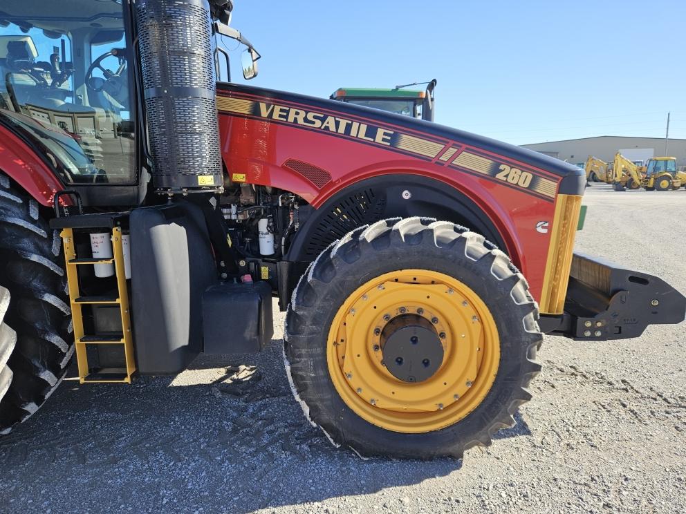 Image for 2013 Versatile 260