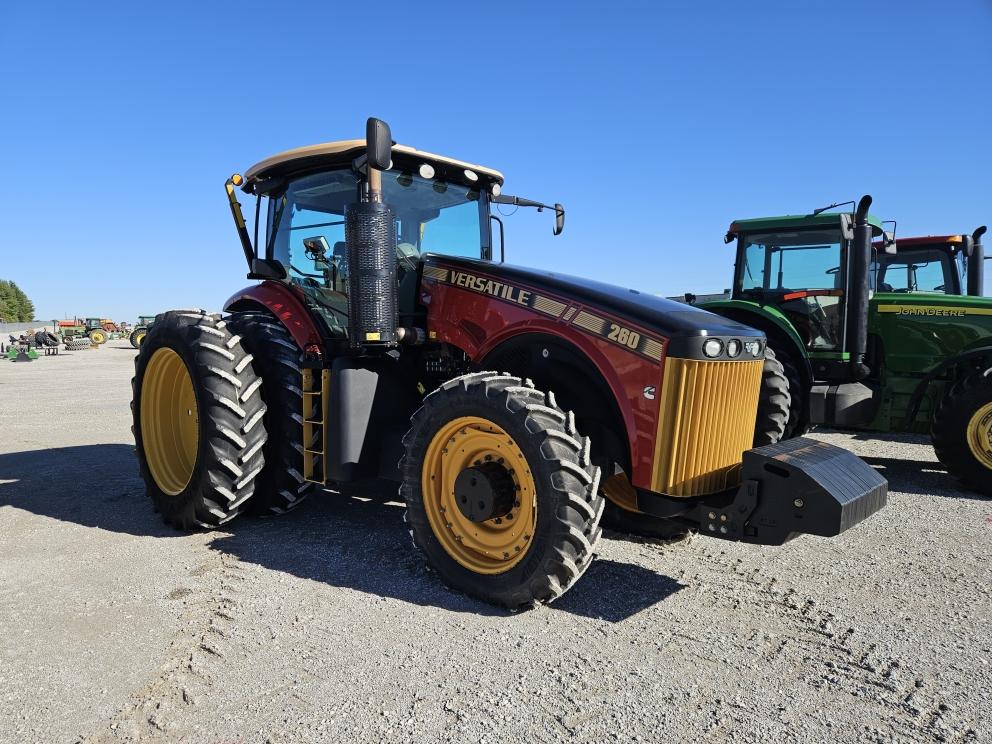 Image for 2013 Versatile 260