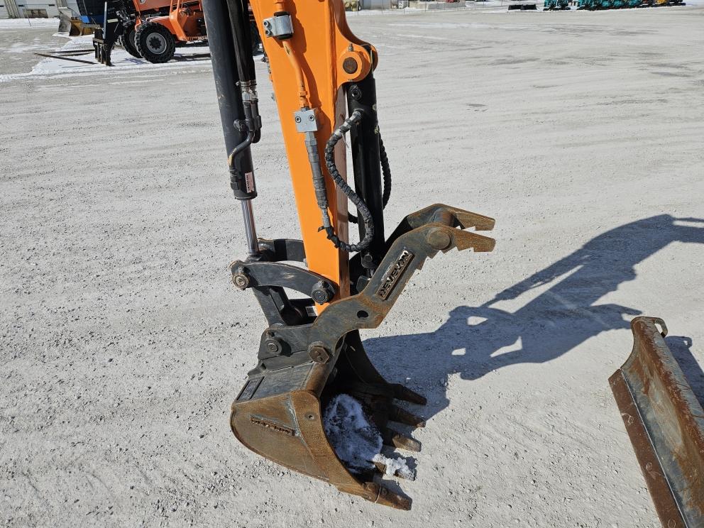 Image for 2024 Develon DX42-7