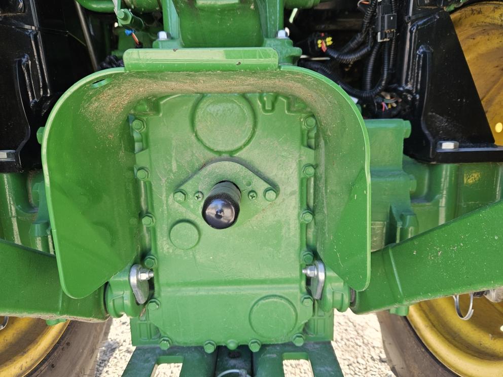 Image for 2023 John Deere 3033R