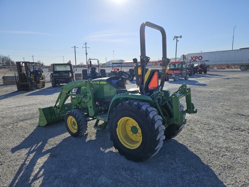 Image for 2023 John Deere 3033R