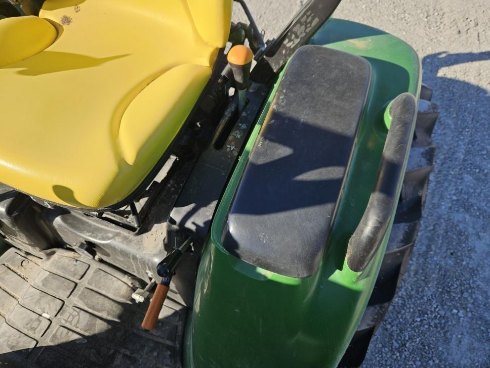 Image for 2023 John Deere 3033R