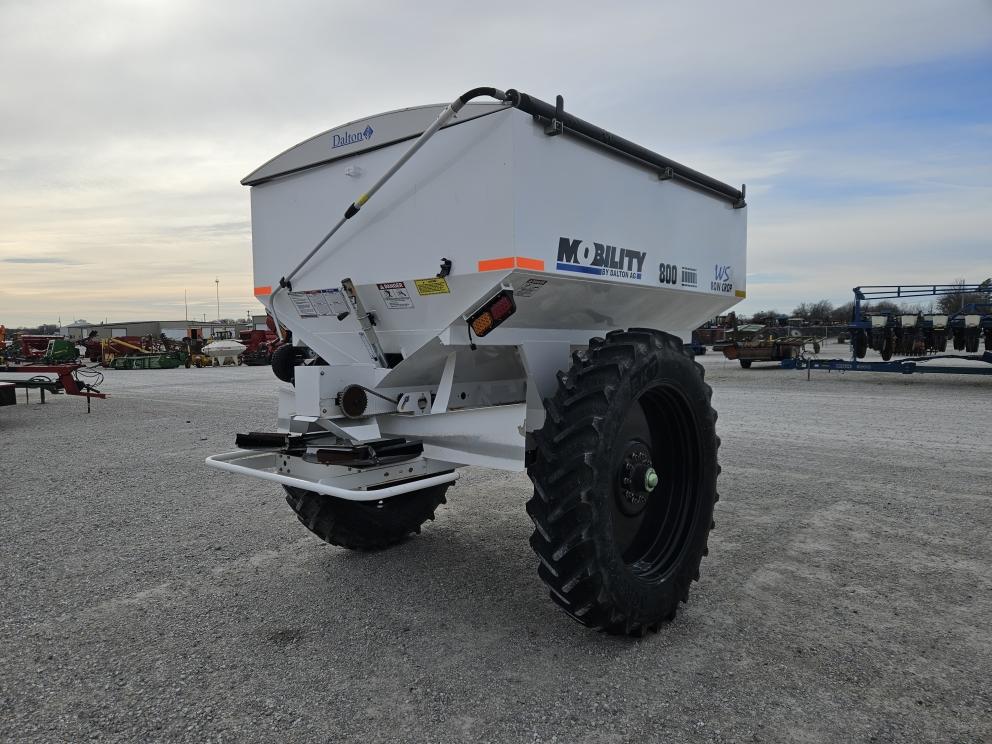 Image for 2022 Dalton AG Products Mobility 800