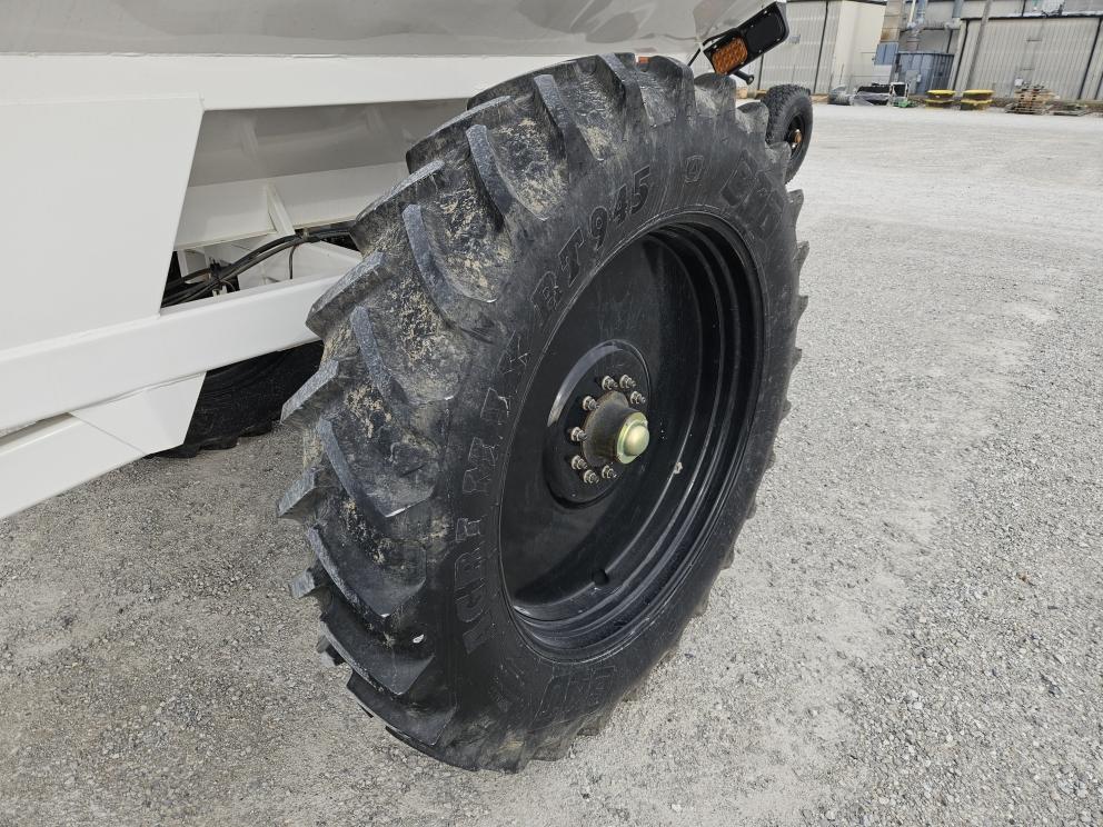 Image for 2022 Dalton AG Products Mobility 800