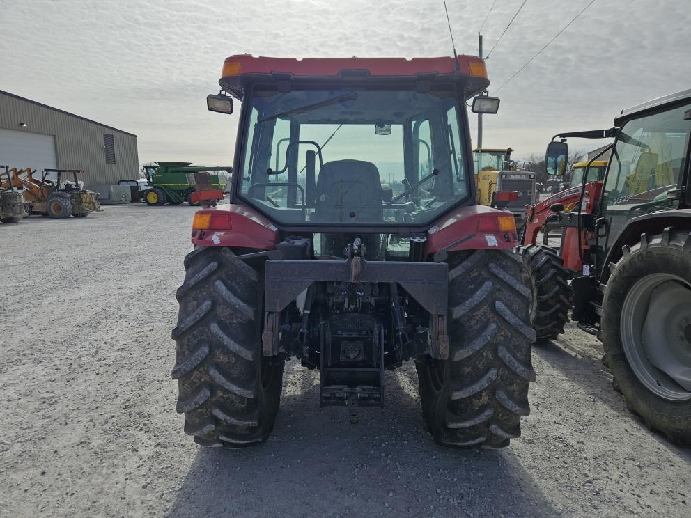 Image for 2011 Case IH Farmall 105U