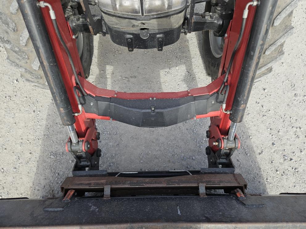 Image for 2011 Case IH Farmall 105U