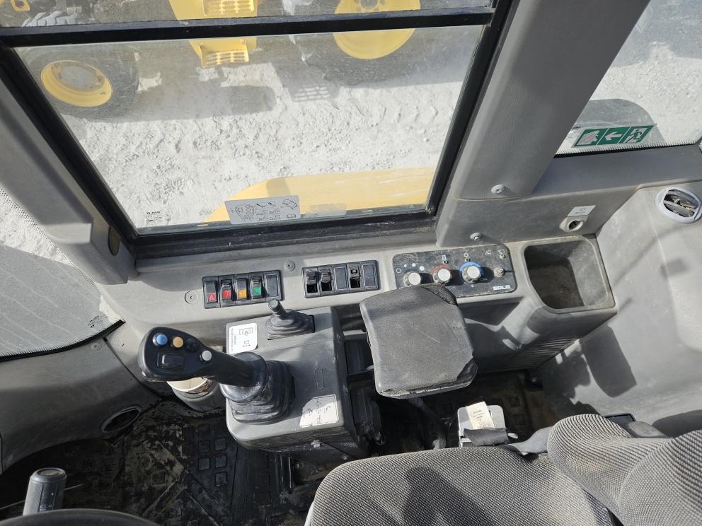 Image for 2016 SDLG L938F