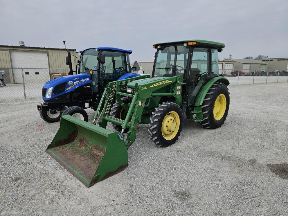 Image for 2013 John Deere 5075E