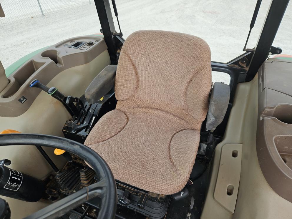 Image for 2013 John Deere 5075E