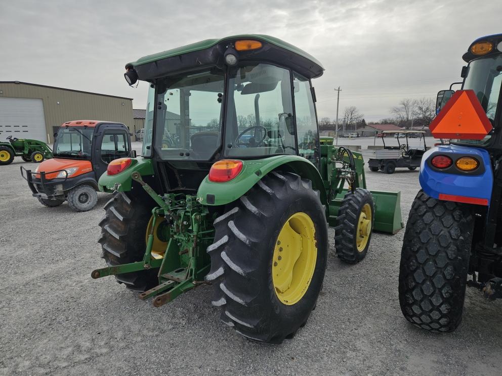 Image for 2013 John Deere 5075E