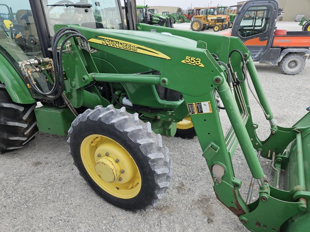 Image for 2013 John Deere 5075E