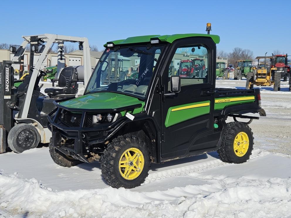 Image for 2018 John Deere XUV865R