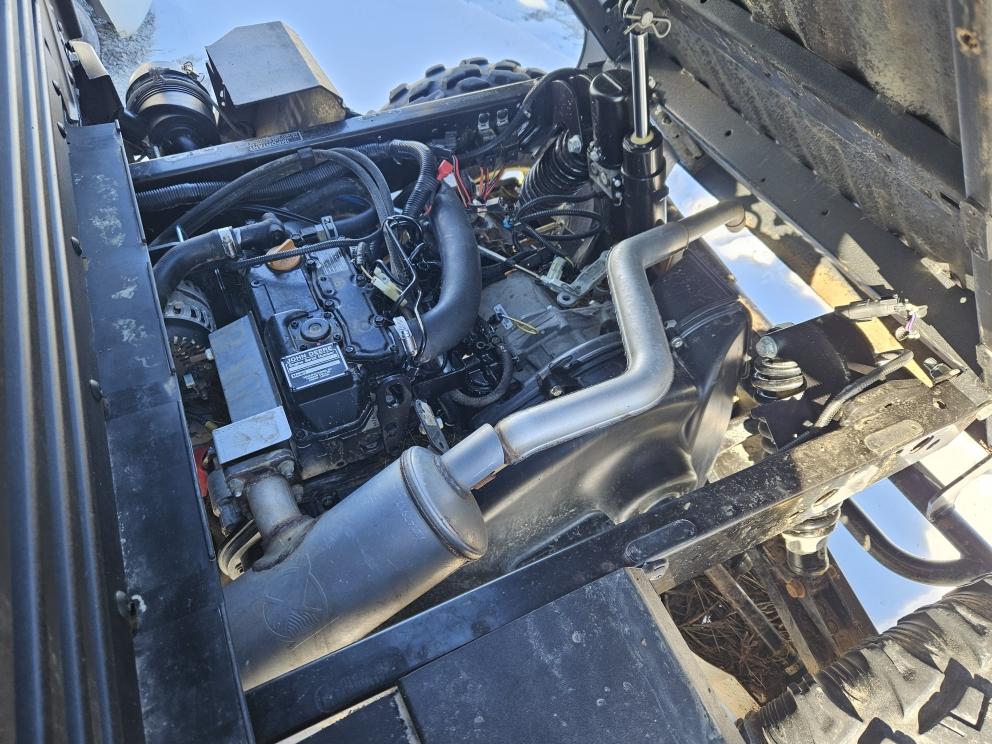 Image for 2018 John Deere XUV865R