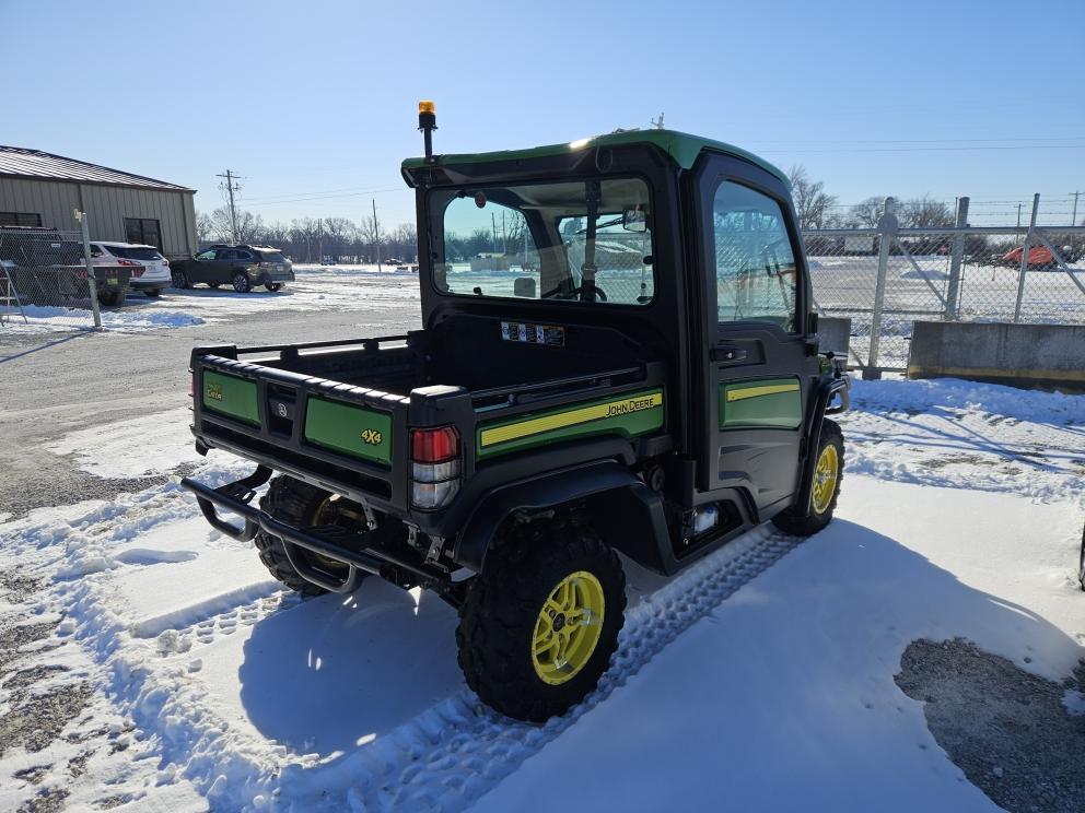 Image for 2018 John Deere XUV865R