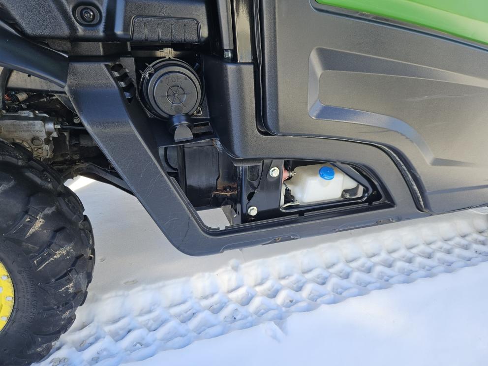 Image for 2018 John Deere XUV865R