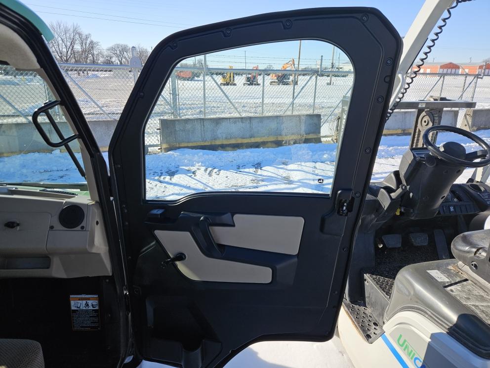 Image for 2018 John Deere XUV865R