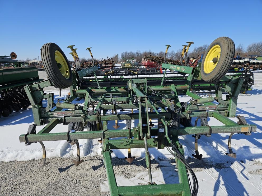 Image for John Deere 980