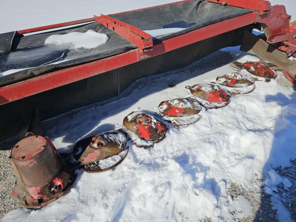 Image for 2018 New Holland H6750