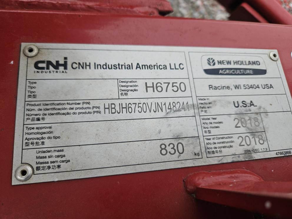 Image for 2018 New Holland H6750