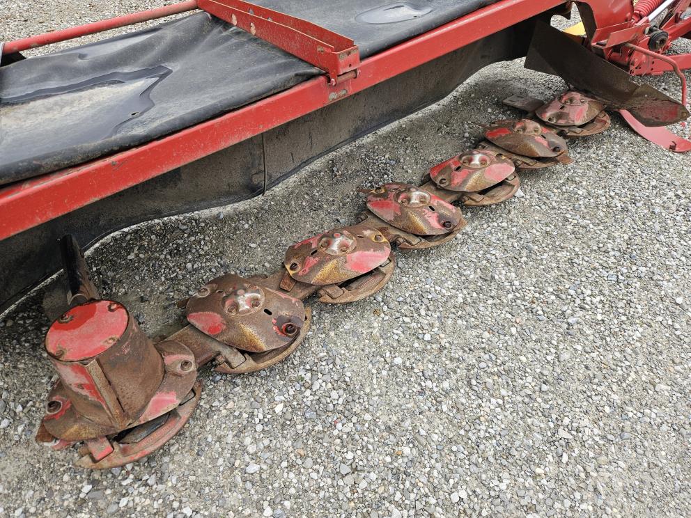 Image for 2018 New Holland H6750