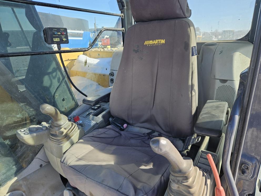 Image for 2015 John Deere 135G