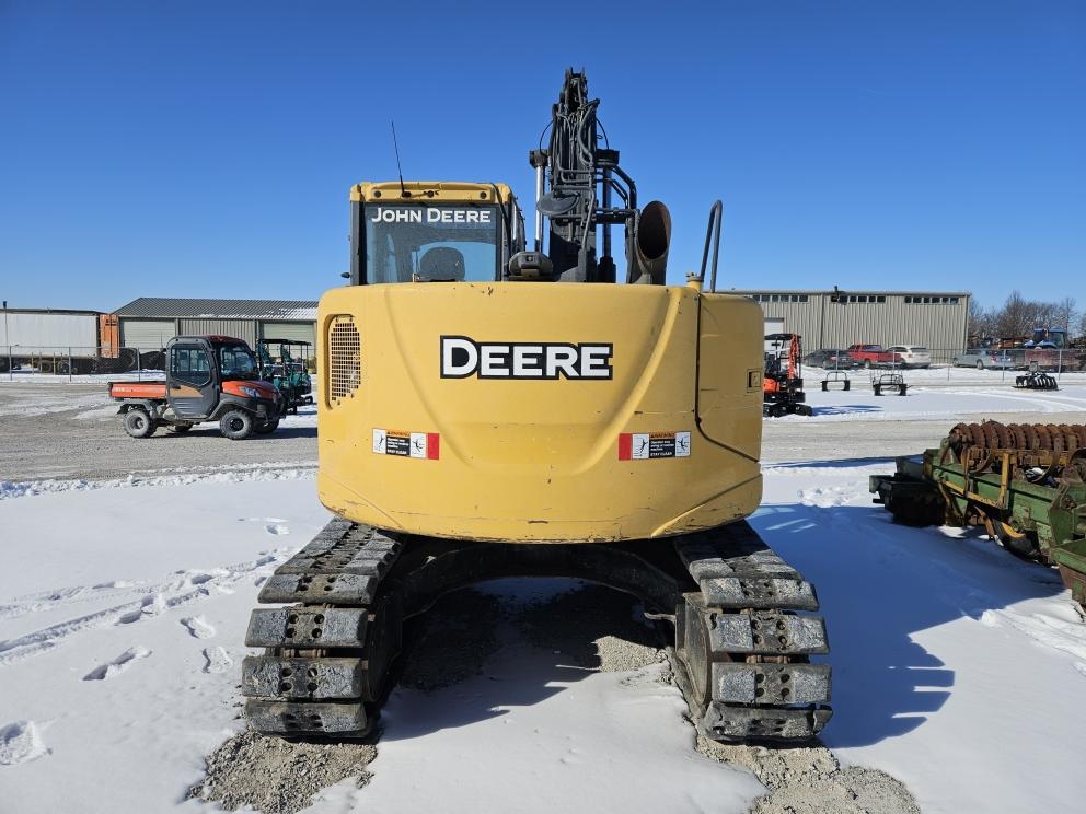 Image for 2015 John Deere 135G