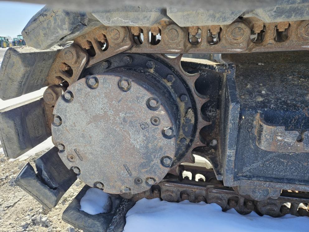 Image for 2015 John Deere 135G