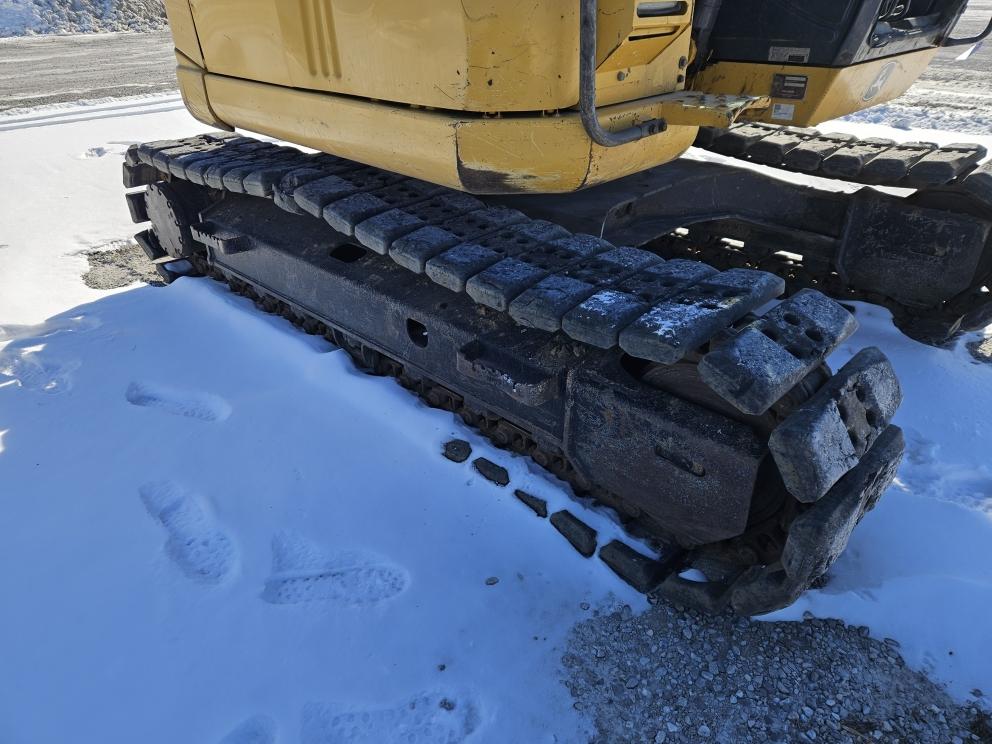 Image for 2015 John Deere 135G