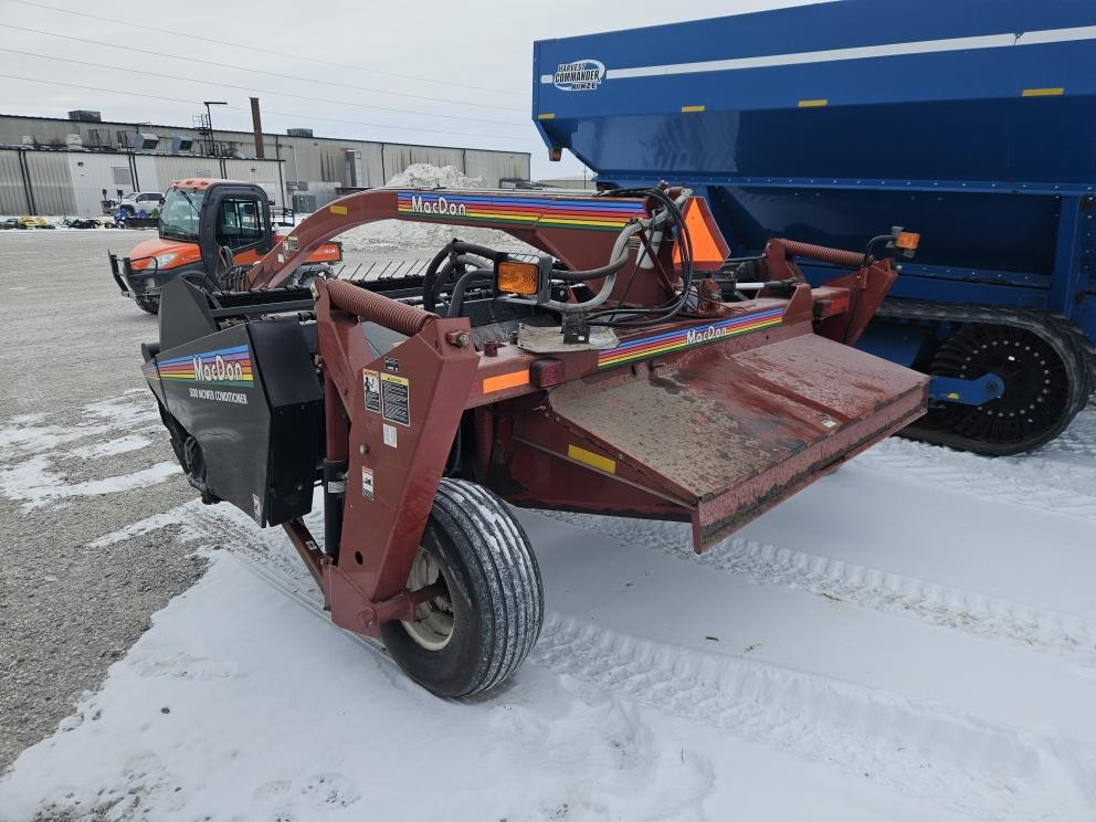 Image for 2001 MacDon 5010