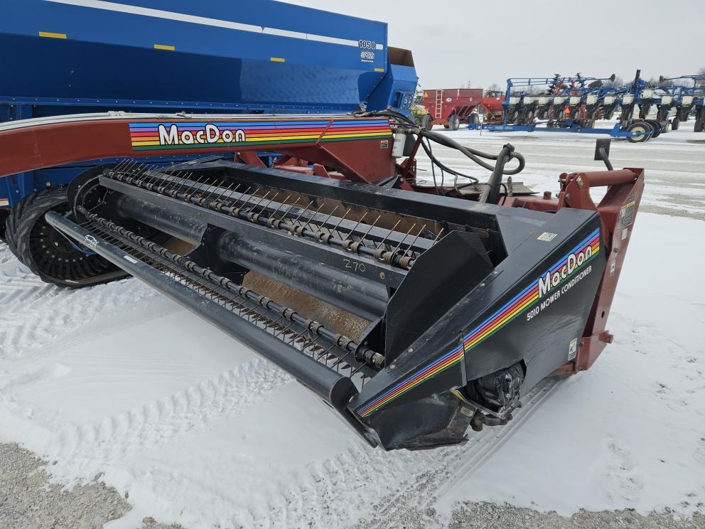 Image for 2001 MacDon 5010