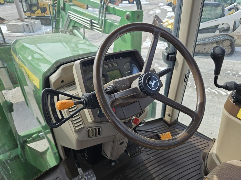 Image for 2003 John Deere 7420