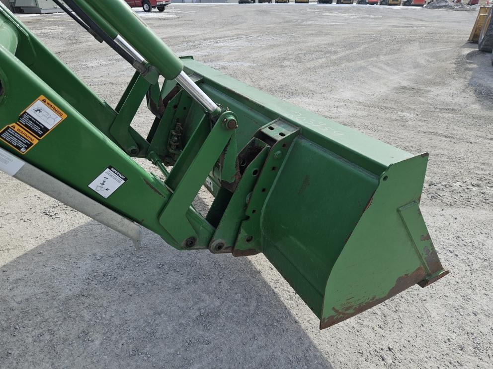 Image for 2003 John Deere 7420