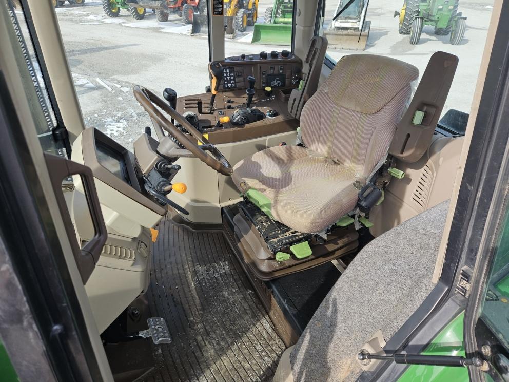 Image for 2003 John Deere 7420