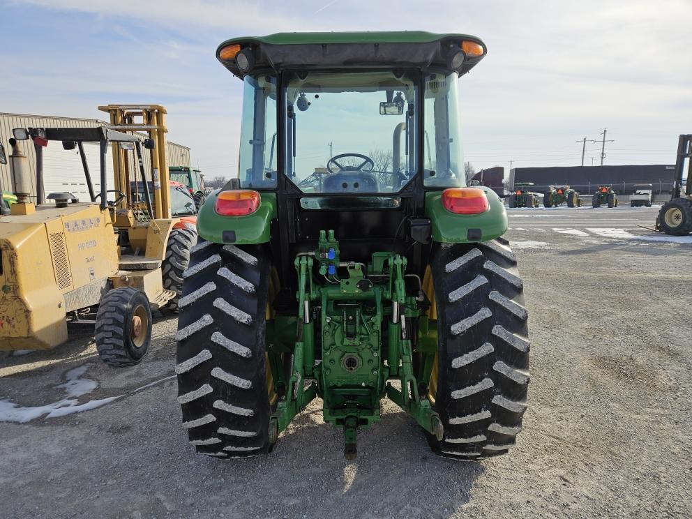 Image for 2013 John Deere 6115D