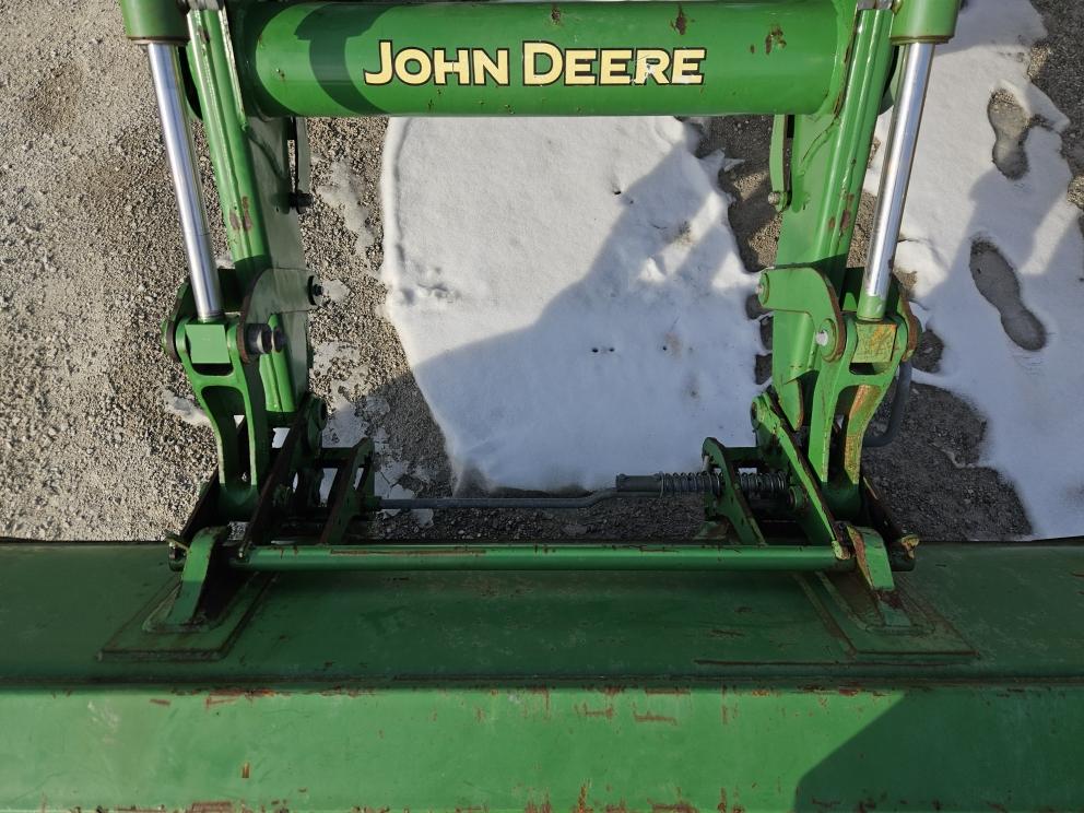 Image for 2013 John Deere 6115D