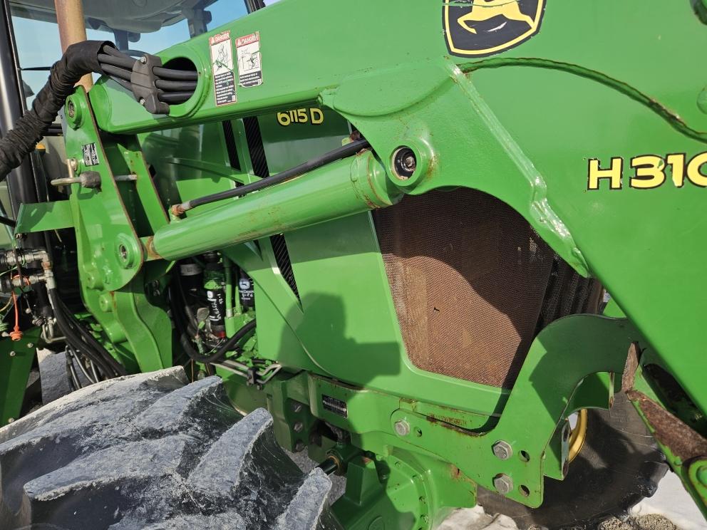 Image for 2013 John Deere 6115D