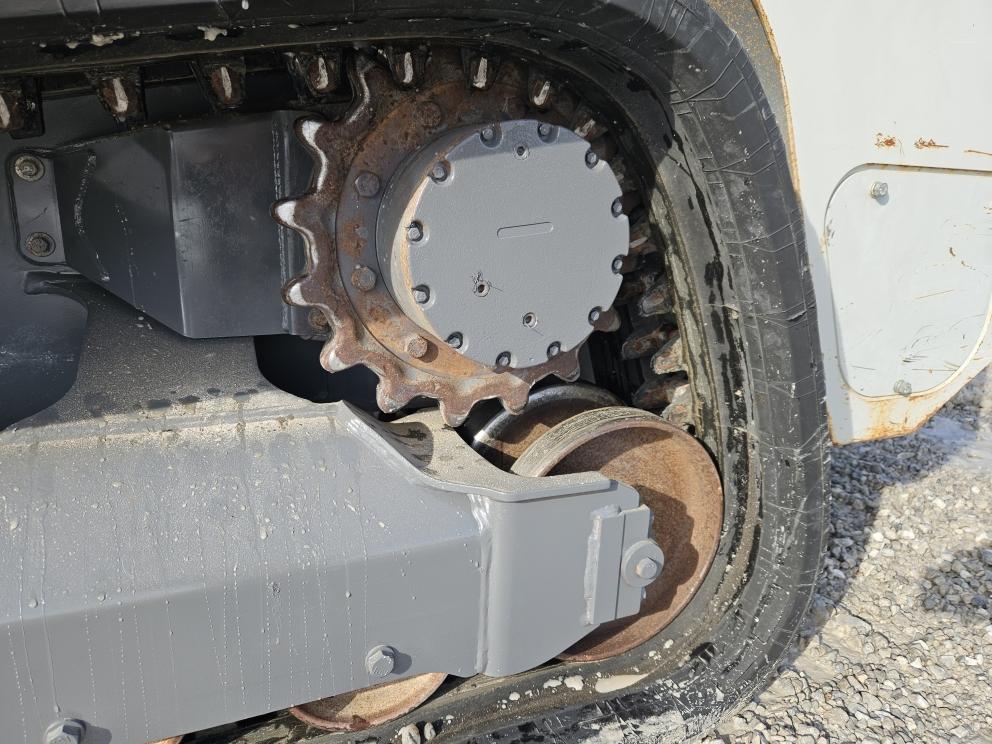 Image for 2022 Takeuchi TL12R-2