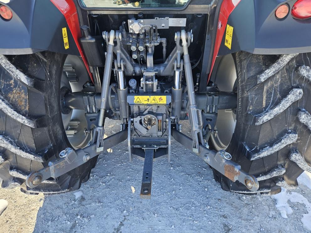 Image for 2017 Massey Ferguson 4710