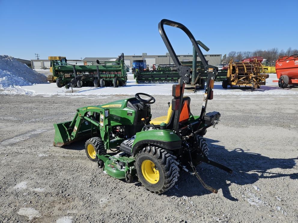 Image for 2018 John Deere 1023E