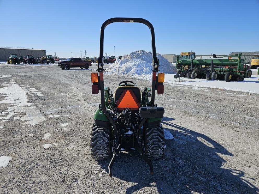 Image for 2018 John Deere 1023E