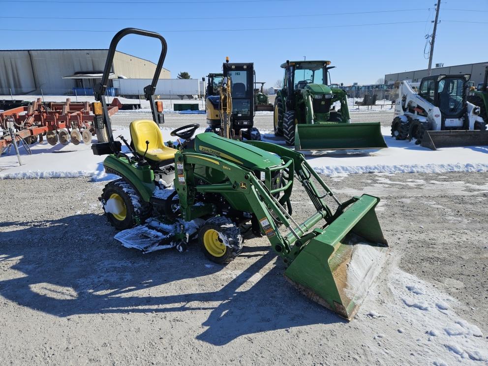 Image for 2018 John Deere 1023E