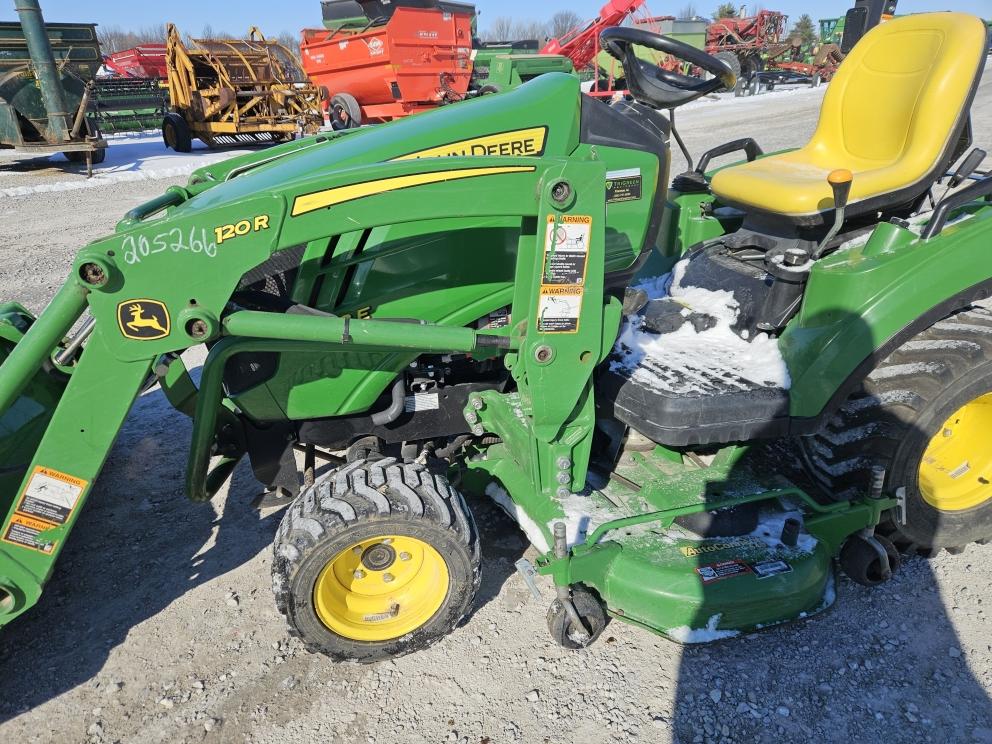 Image for 2018 John Deere 1023E