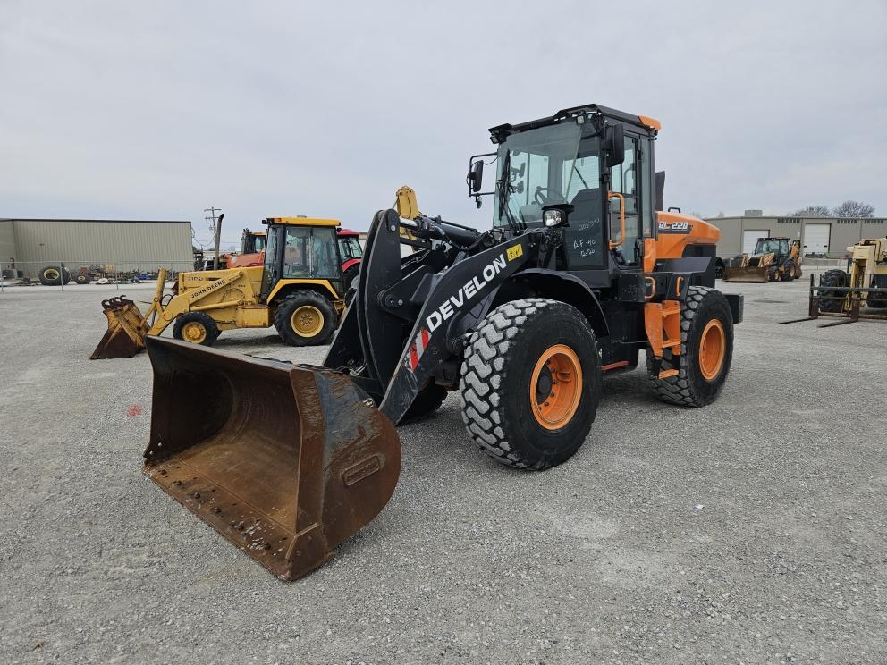 Image for 2023 Develon DL220-7