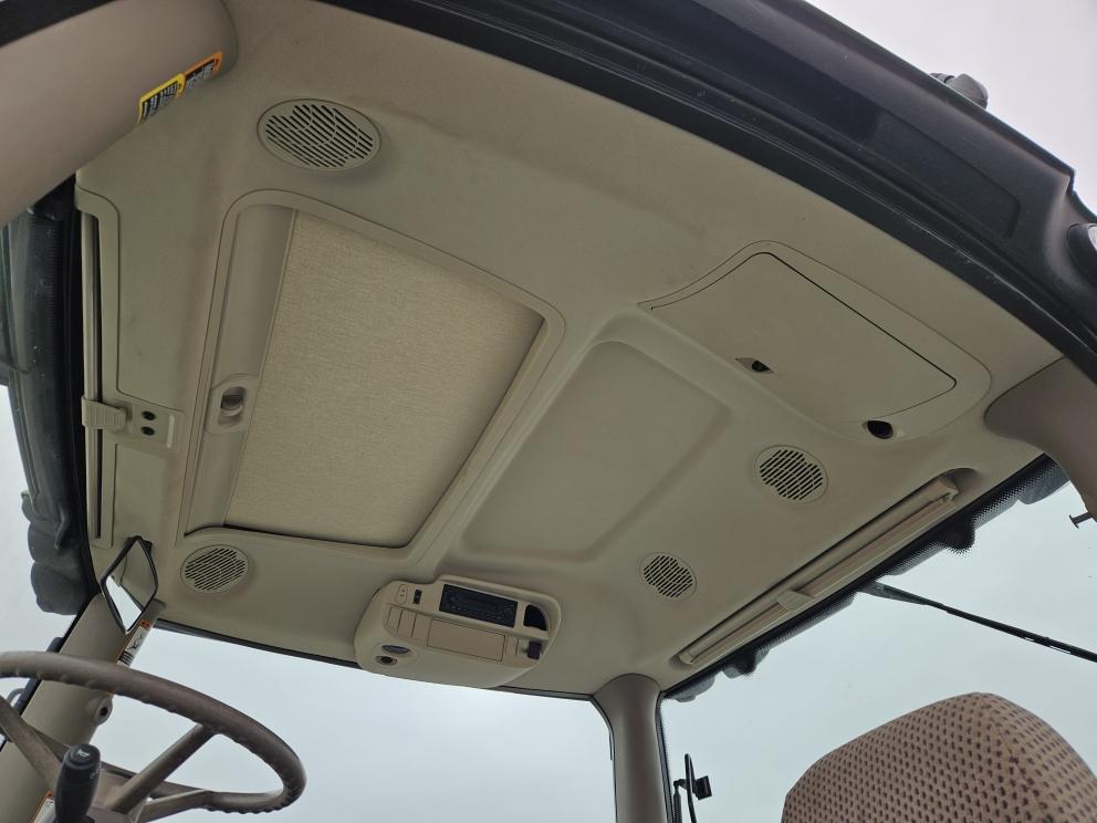 Image for 2017 John Deere 6155R